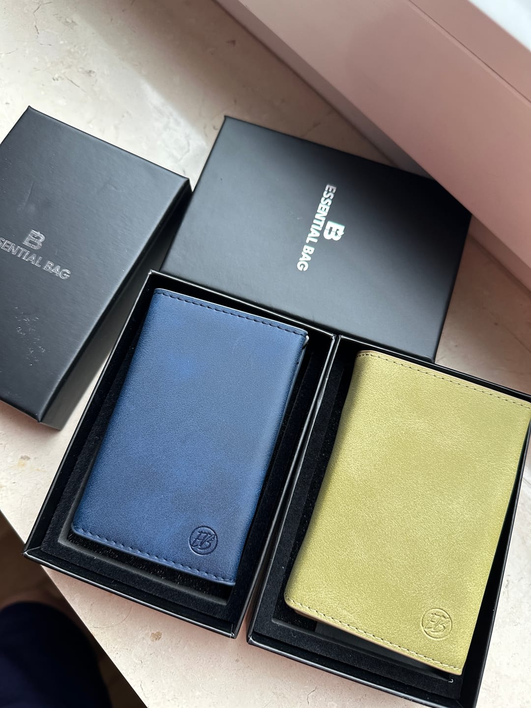 Customer photo review of Smart Wallet 3.0