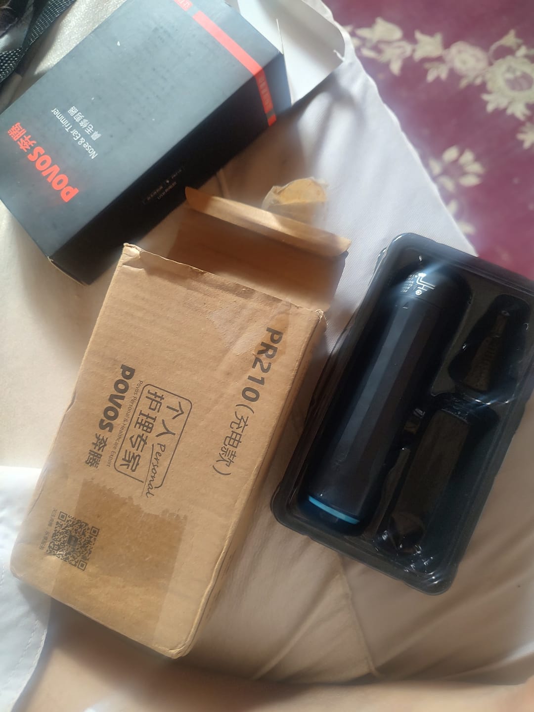 Customer photo review of Povos Nose & Ear Hair Trimmer