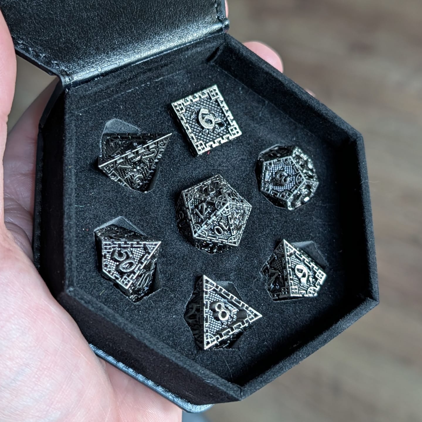 Customer photo review of Hexagon-Etui
