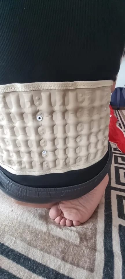 Customer photo review of Fascia Riscaldante Massaggiante Lombare DolorOff