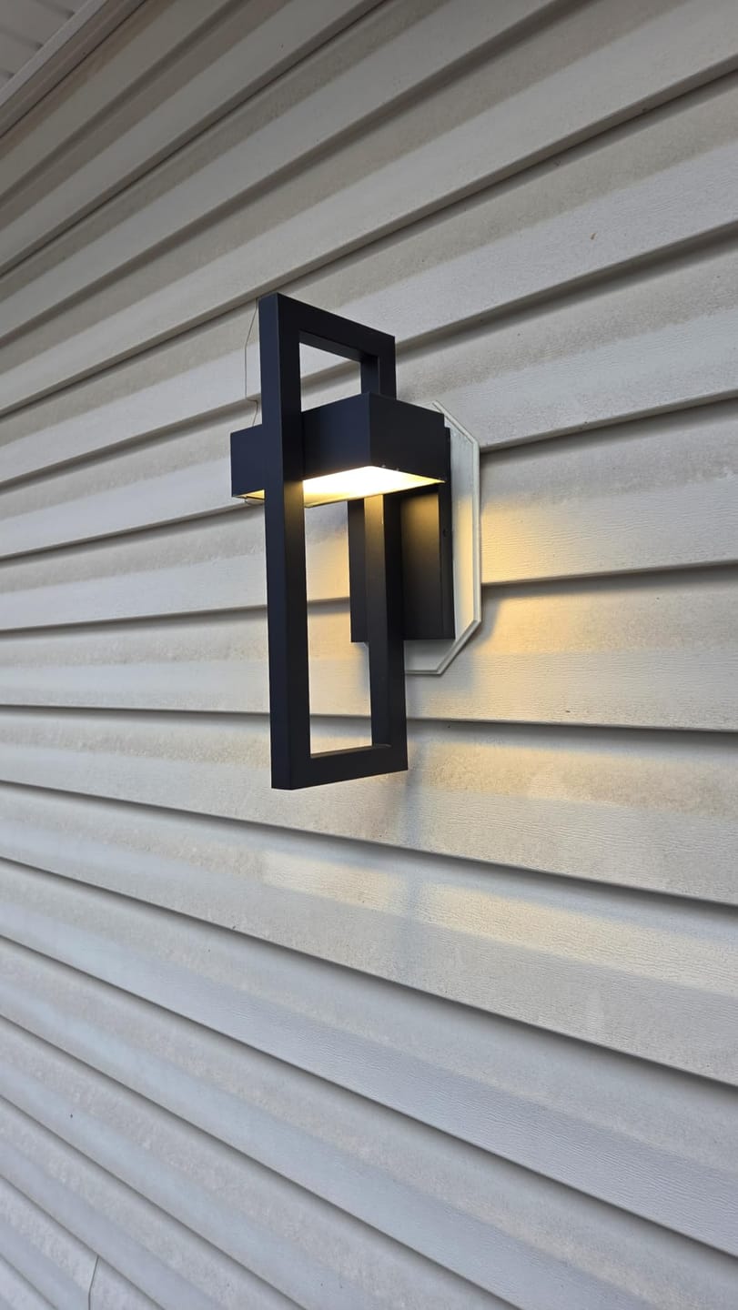 Customer photo review of Outdoor Wall Light | Geometric Aluminum & Acrylic, 10W or 12W LED | 13.8 or 16.5 in, Warm or Cool White