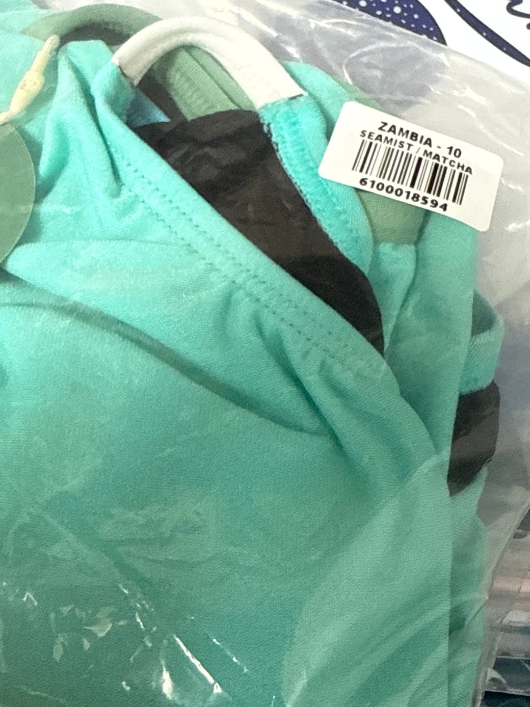 Customer photo review of ZAMBIA ONE PIECE - Seamist|Matcha