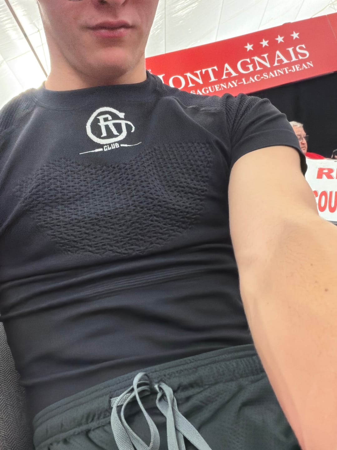 Customer photo review of COMPRESSION T-SHIRT