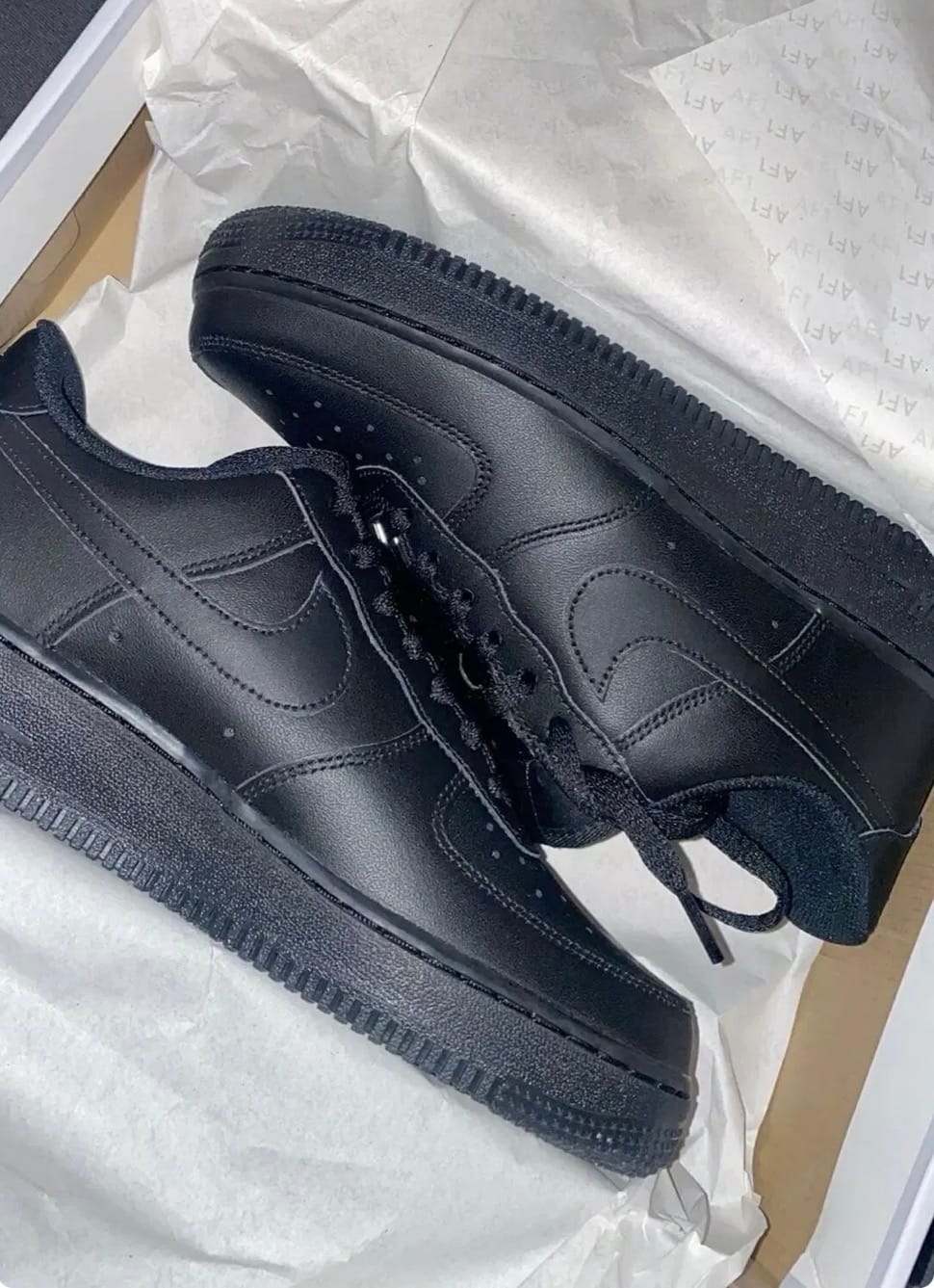 Customer photo review of Nike Air Force 1'07 Low “Black