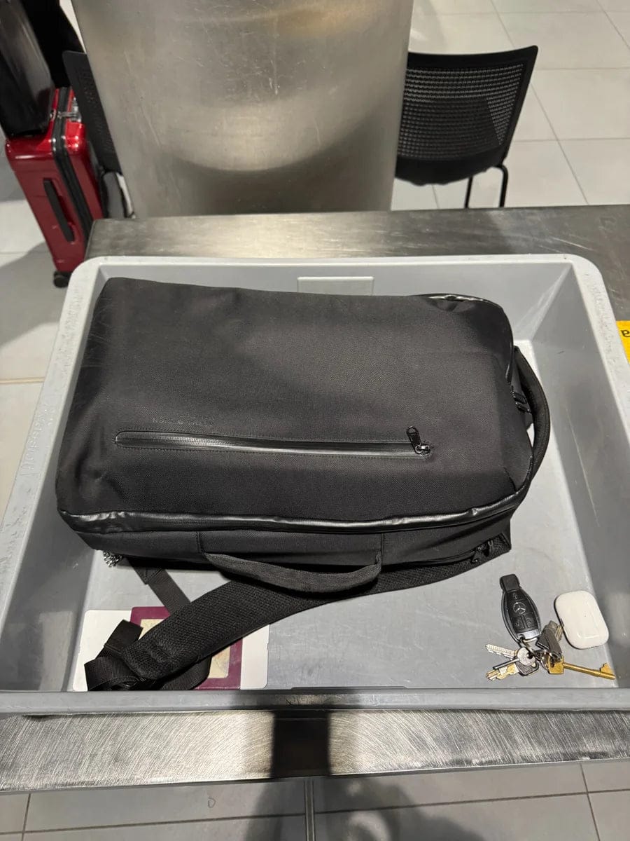 Customer photo review of Runaway Bag™