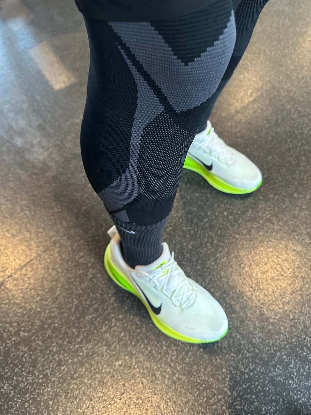 Customer photo review of Compression Sleeves V2 for Knees and Legs