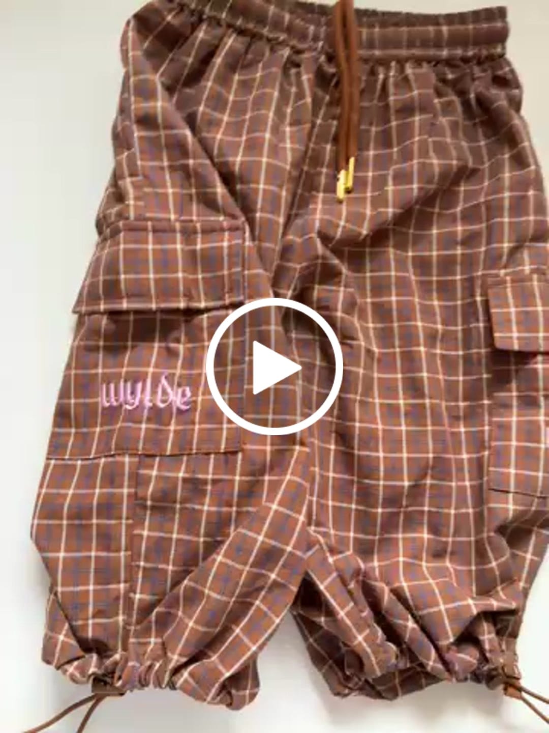 Customer video review of Rascal pant- Rust