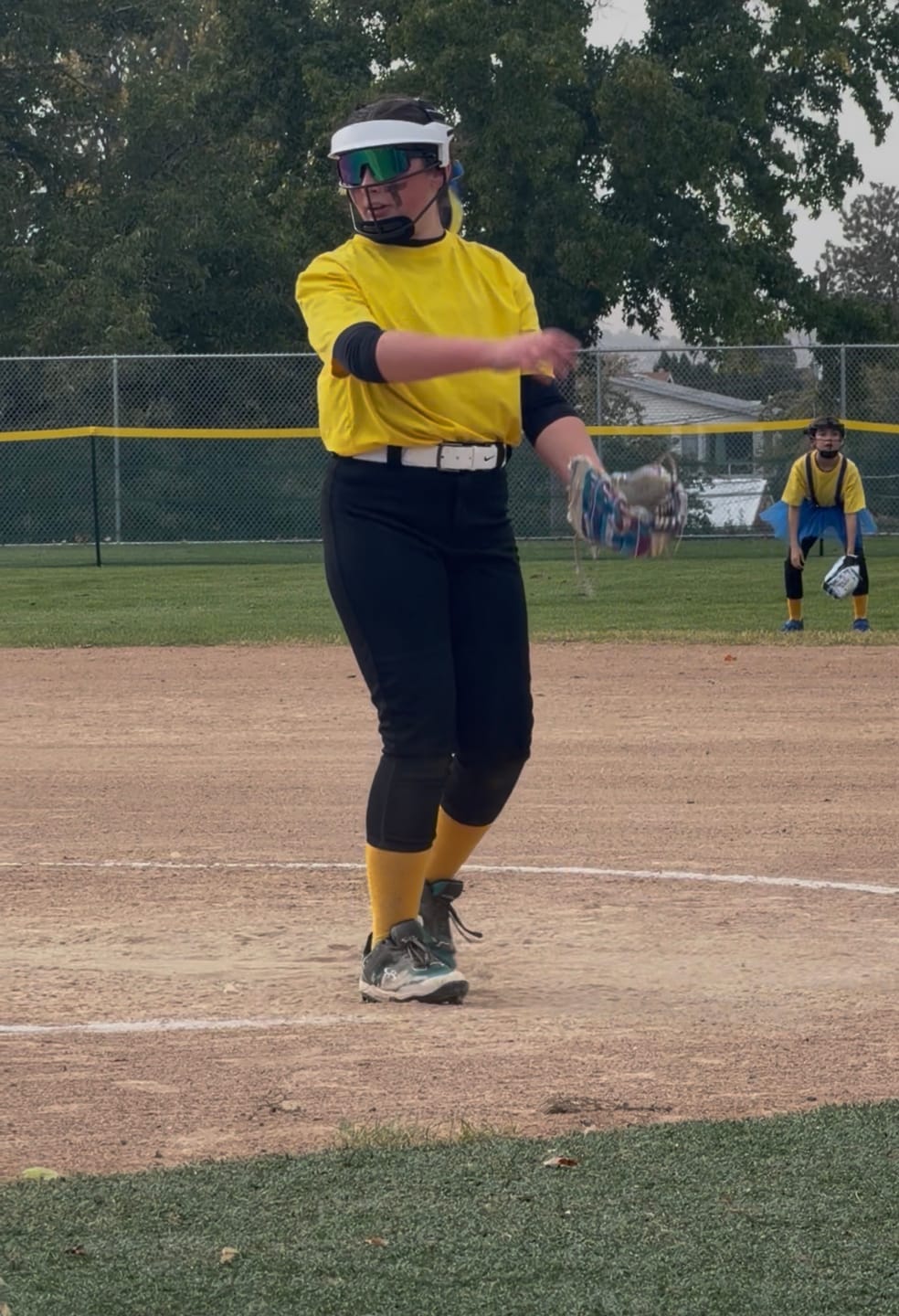 Customer photo review of NEO Softball Fielder's Mask
