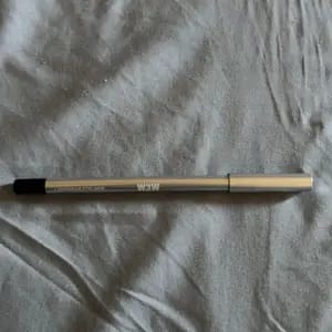 Customer photo review of Eyeliner Matita Waterproof 24 Ore Formula Cremosa Resistente