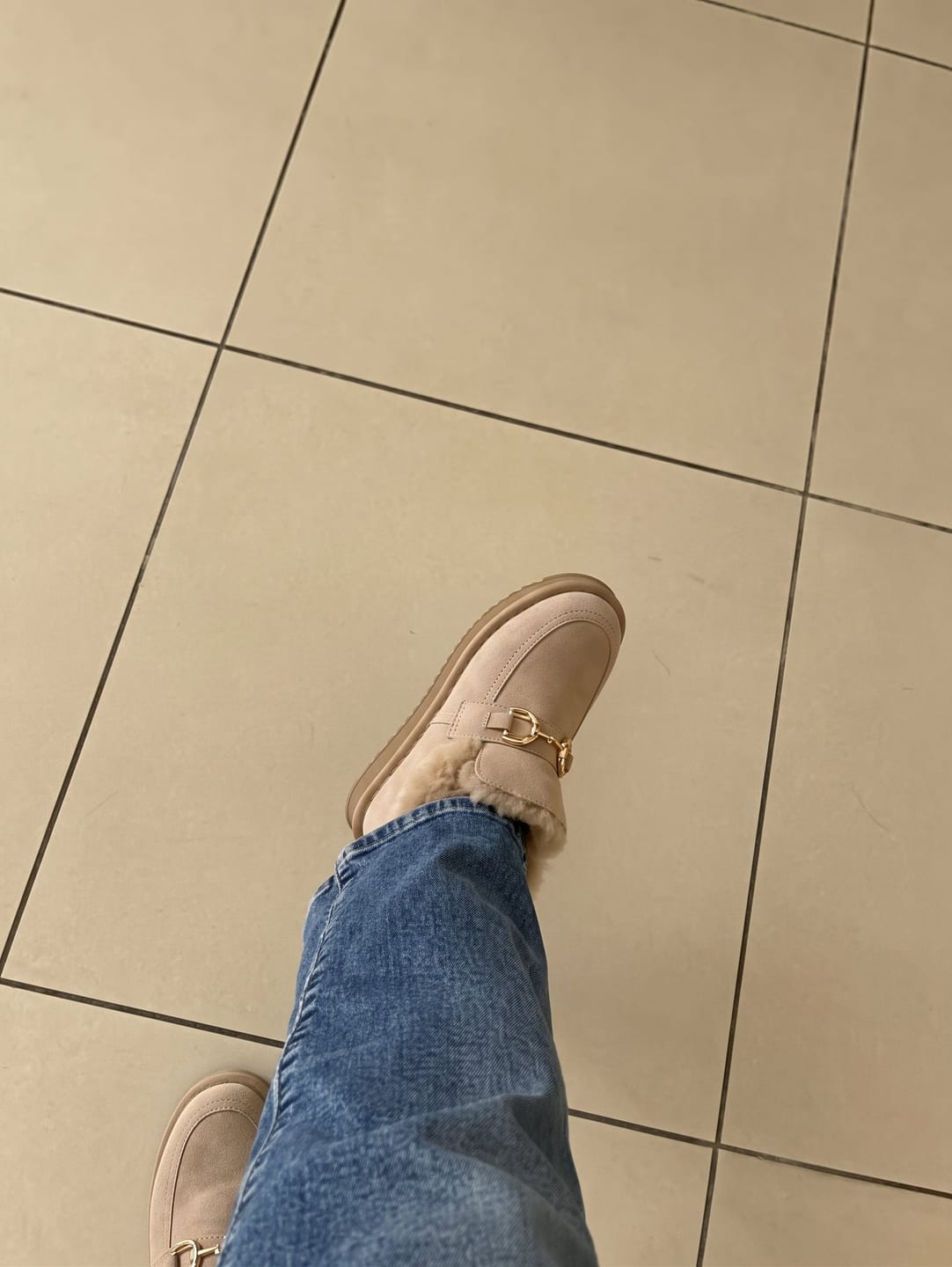 Customer photo review of Puff Buckle Beige
