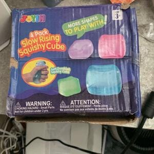 Customer photo review of Slow-Rising Squishy Cube 4-Piece Set
