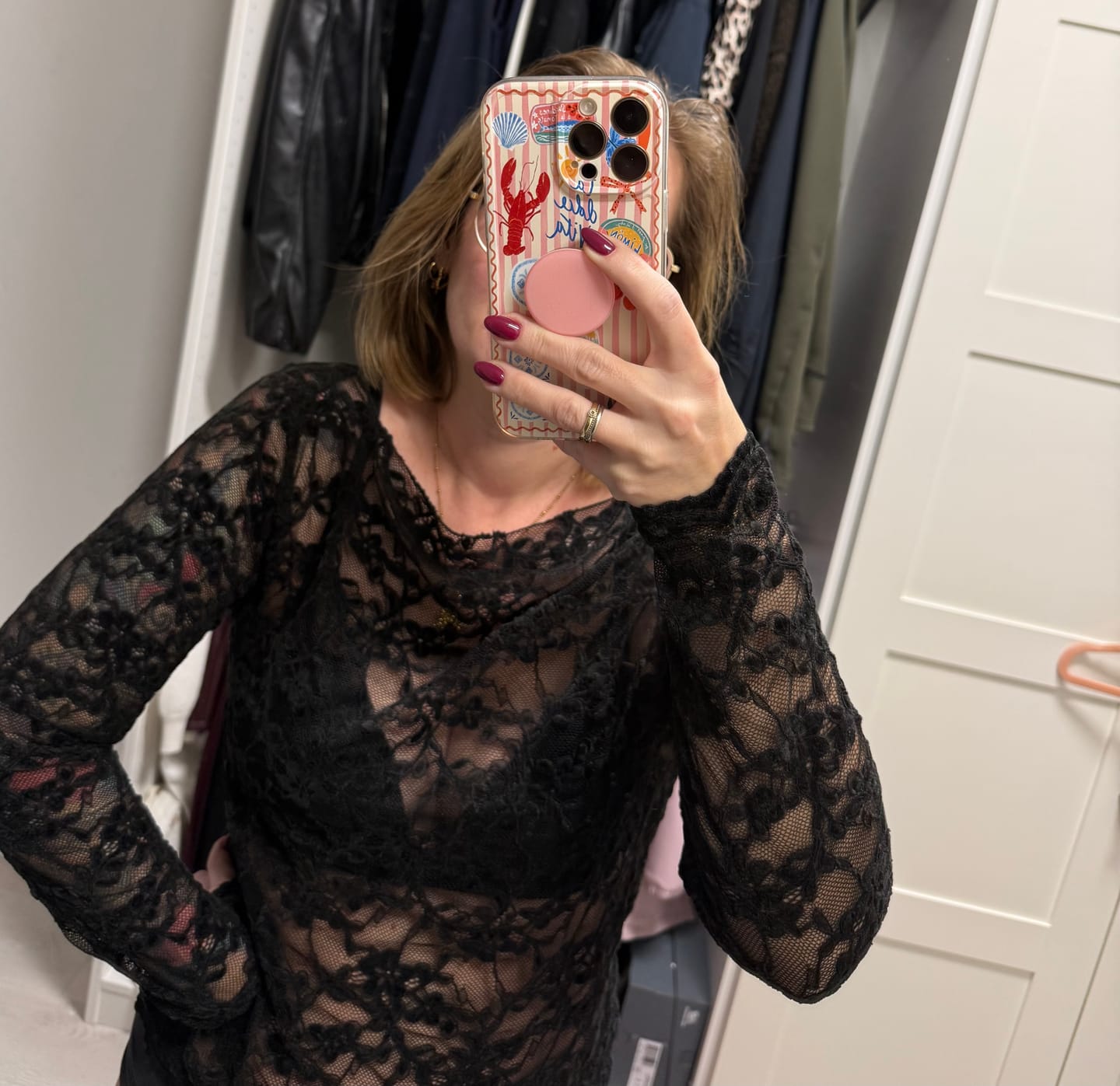 Customer photo review of Longsleeve aus hochwertiger Samt Spitze transparent hochgeschlossen schwarz