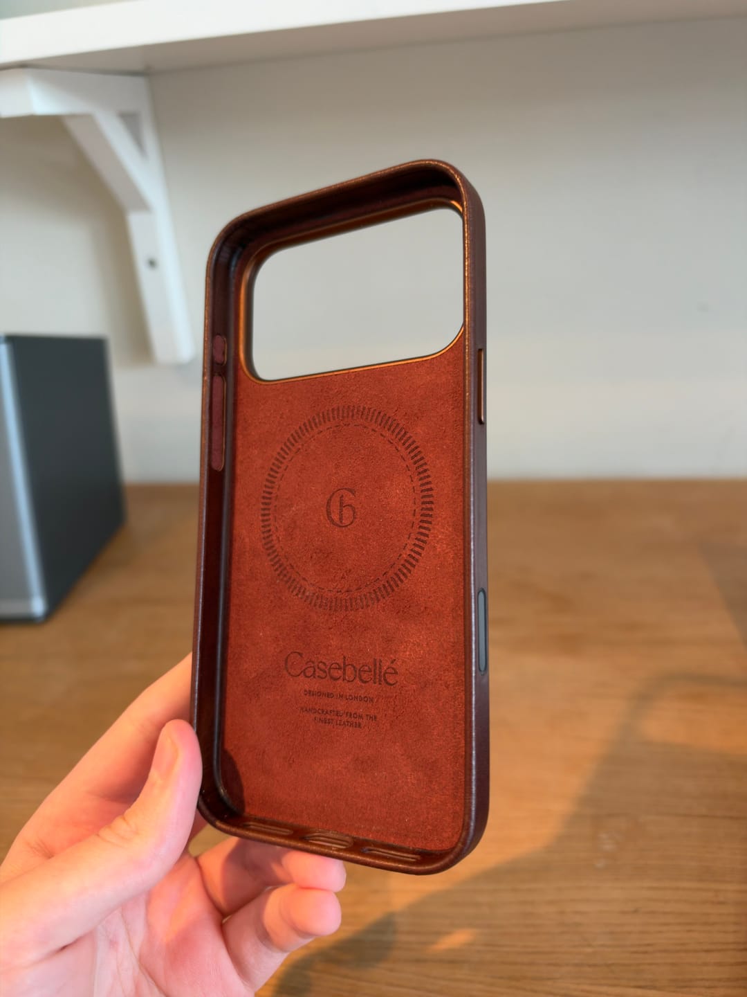 Customer photo review of iPhone 18 Pro Max Leather Case - MagSafe - Dark Brown