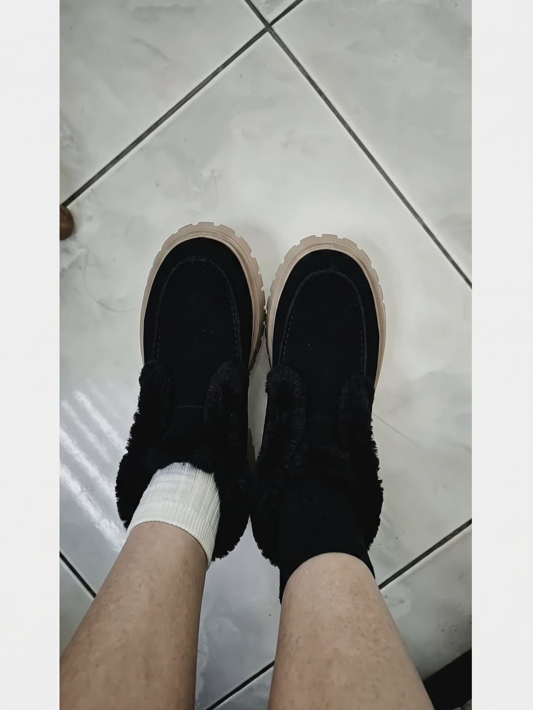 Customer photo review of Vail Black/Beige