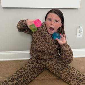 Customer photo review of Slow-Rising Squishy Cube 4-Piece Set