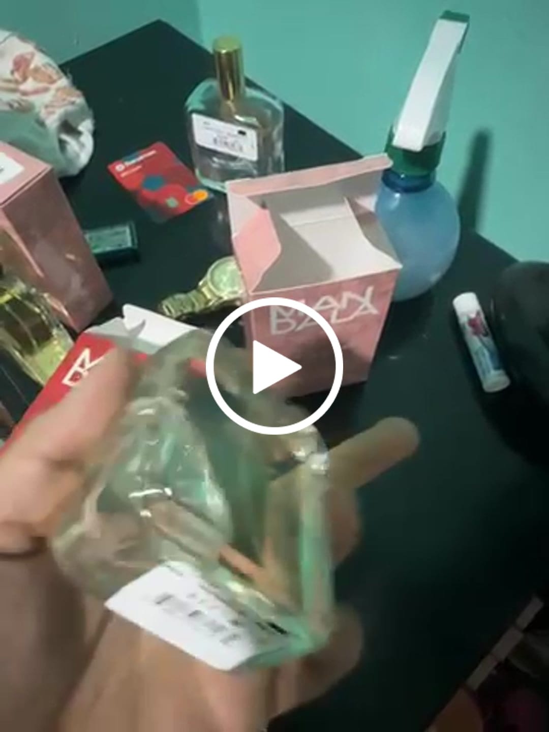 Customer video review of M.055 - Inspirado en J'ADORE
