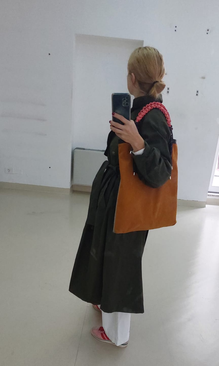 Customer photo review of Designer Gentle Beam Tote Bag
