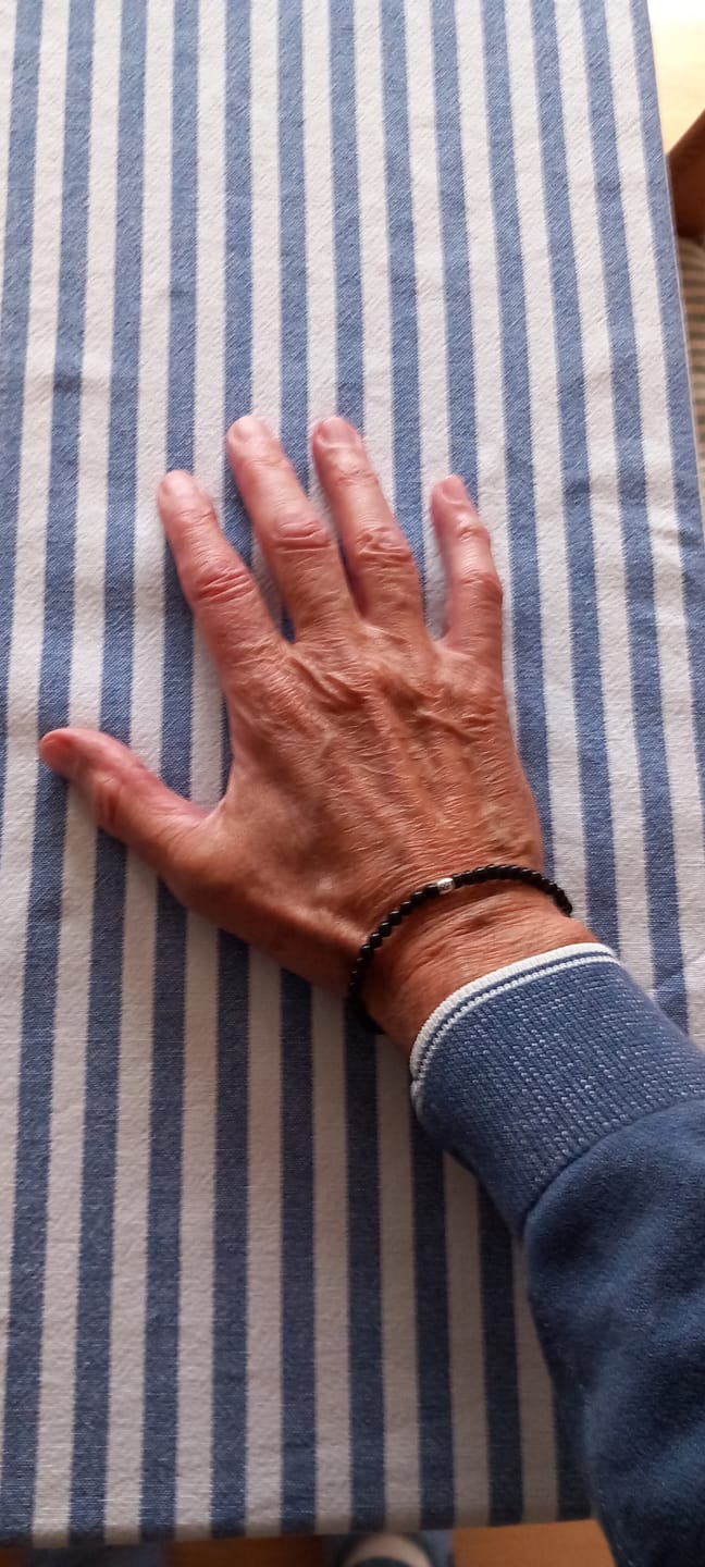 Customer photo review of Obsidian Armband - Perlen