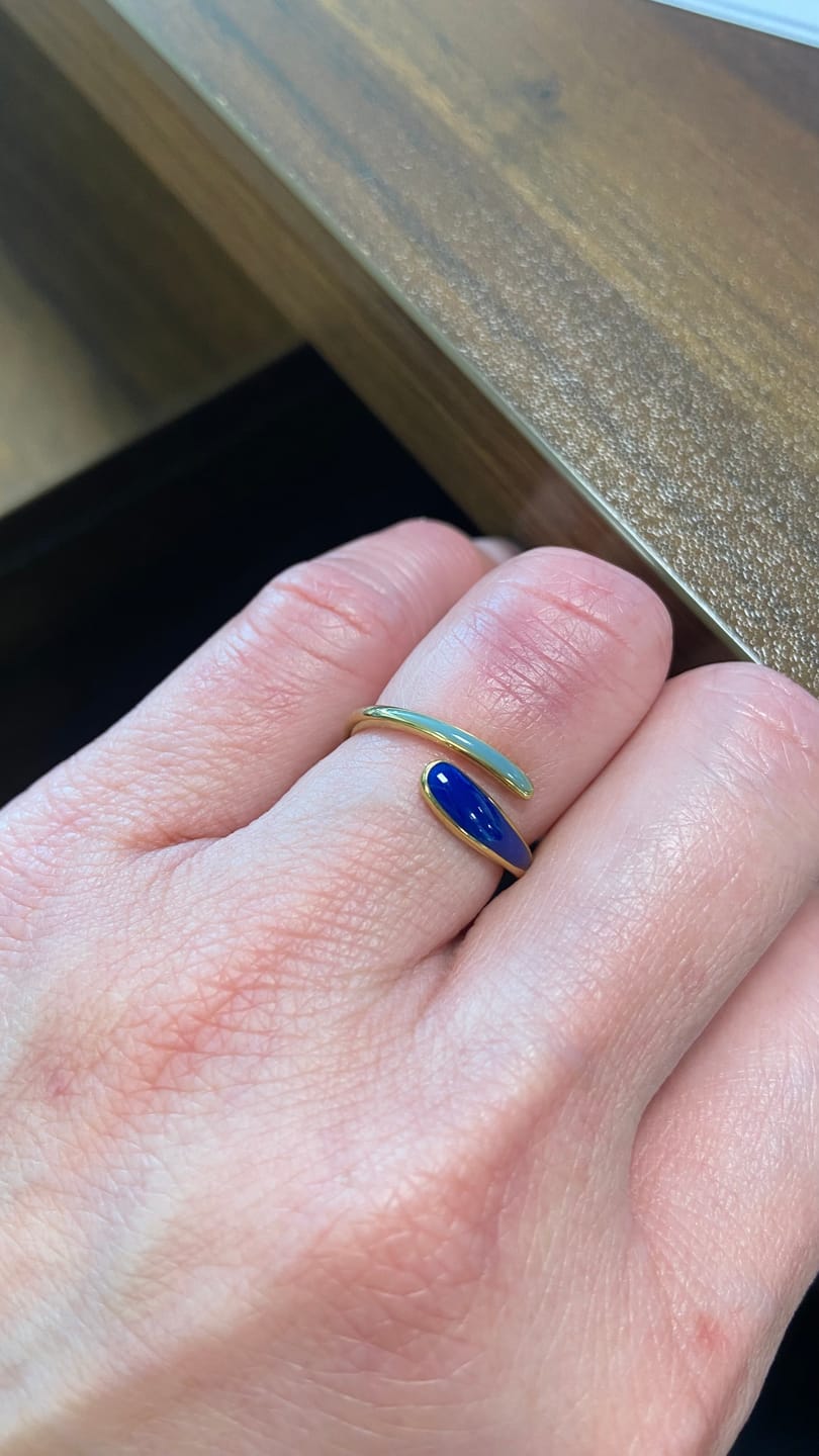 Customer photo review of Safira Blue Wrap Ring