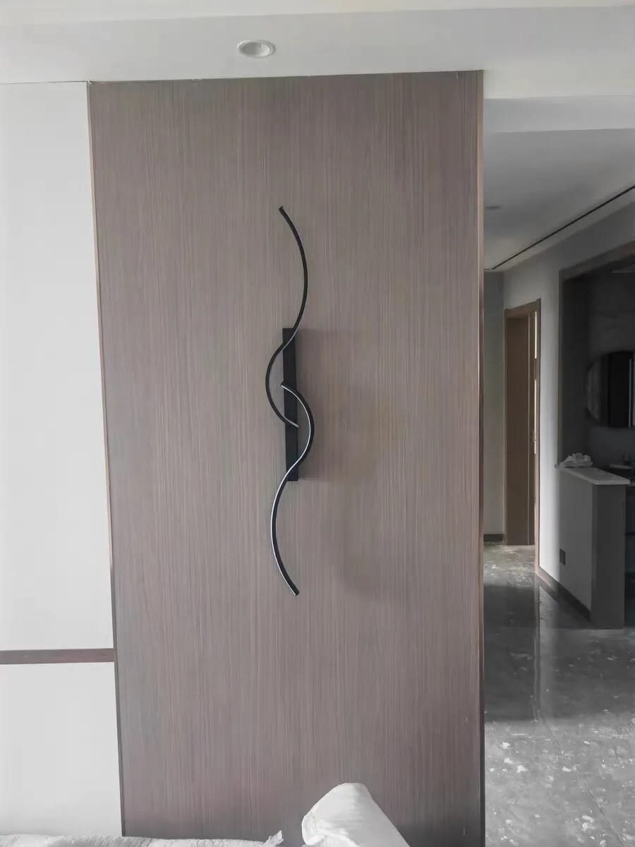Customer photo review of Wall Light, S Shaped Linear Wall Sconce, Aluminium, 60–120 cm
