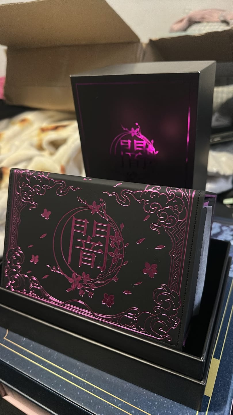 Customer photo review of DARKNESS - Deckbox