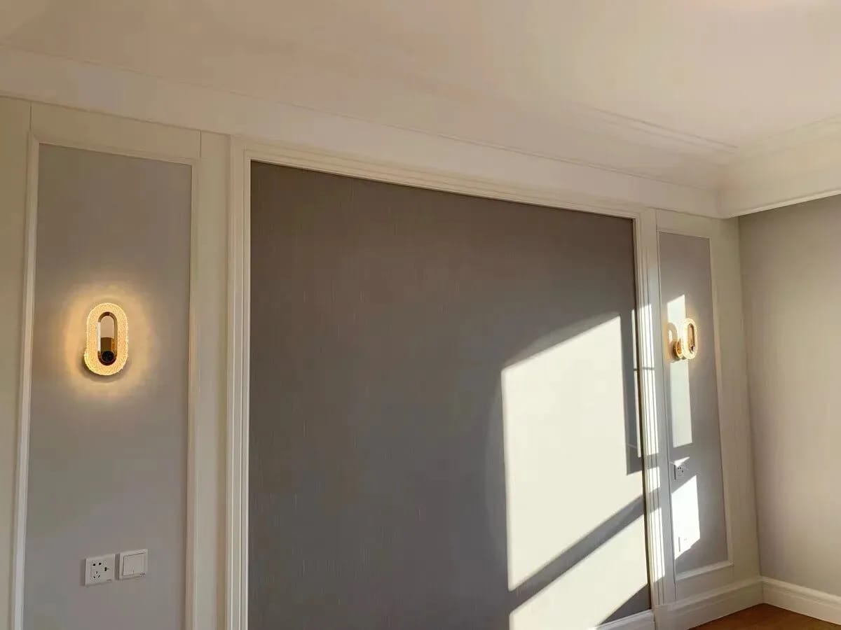 Customer photo review of Gold Wall Light, Patterned Acrylic Arc, Wall Sconce, 20–24 cm