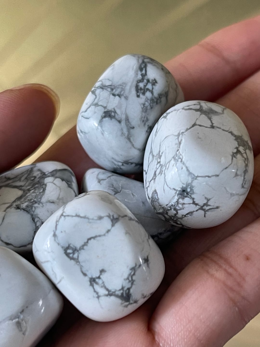 Customer photo review of Natural Howlite Tumbled Stones – Vastu Remedy for Anxiety Relief & Anger Control | Ideal for West Relationship Zones & Stress Areas | 100g / 500g / 1kg