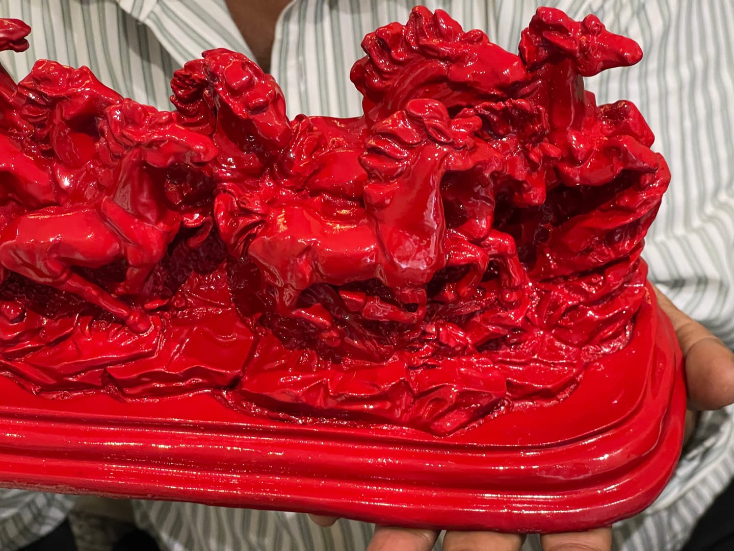 Customer photo review of Majestic Twelve Red Running Horses Resin Sculpture Vastu Remedy for Power, Rapid Progress and Business Growth for Office, Leadership Spaces and Living Room Decor | 39 x 14 cm | 1.6 kg