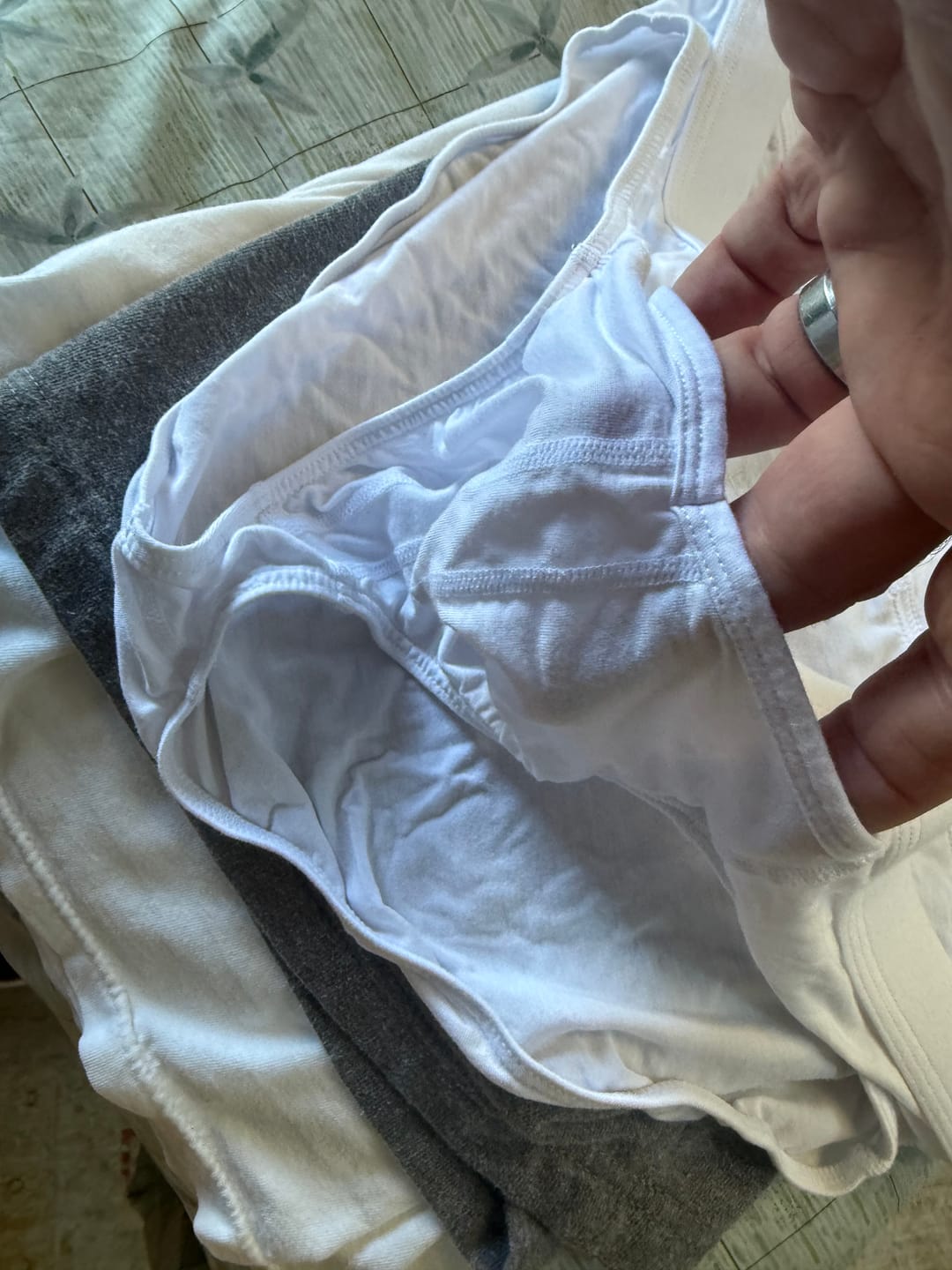 Customer photo review of Modal 0in Briefs V-Fly 3pk White