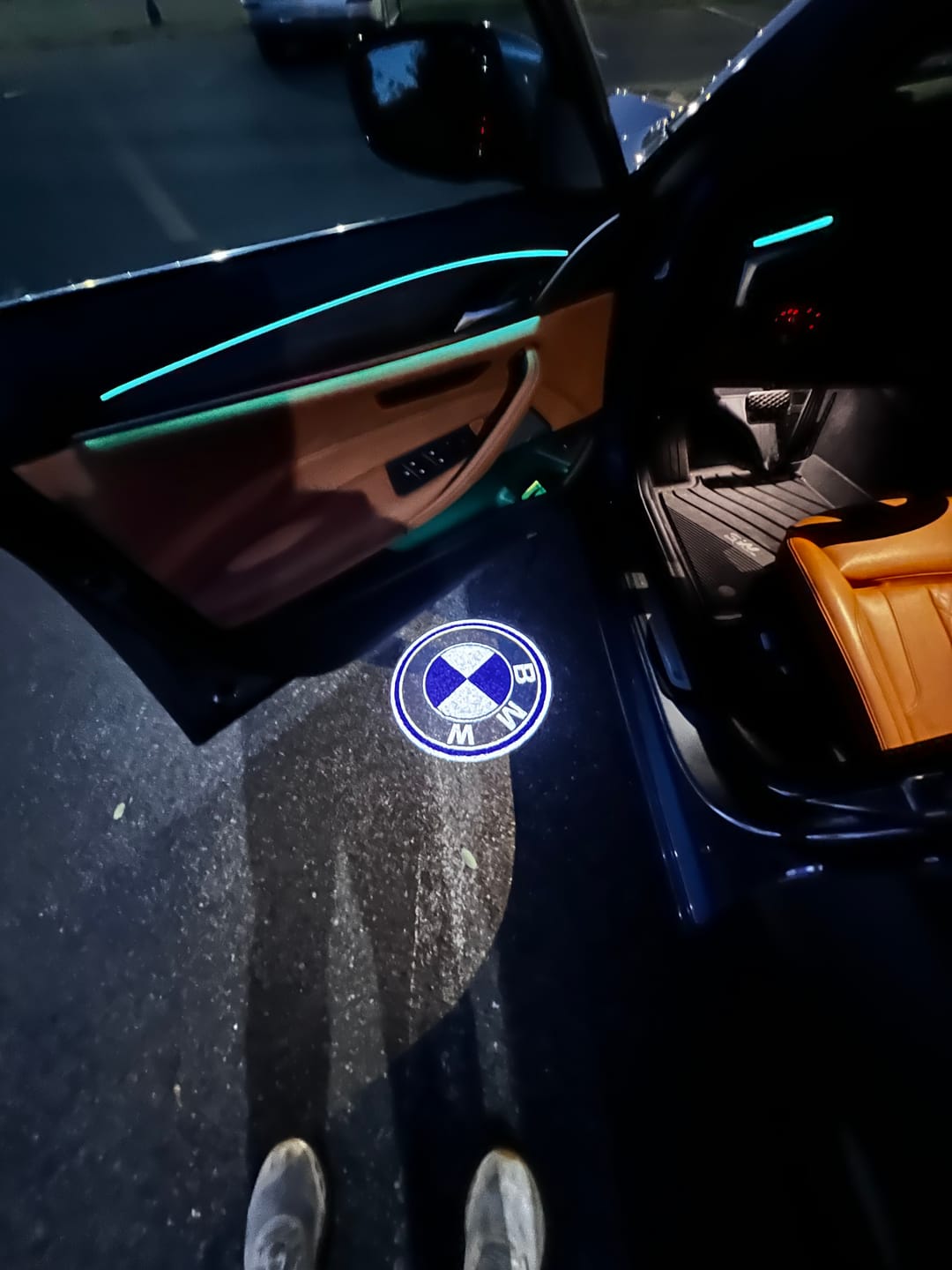 Customer photo review of BMW LED DOOR LIGHTS