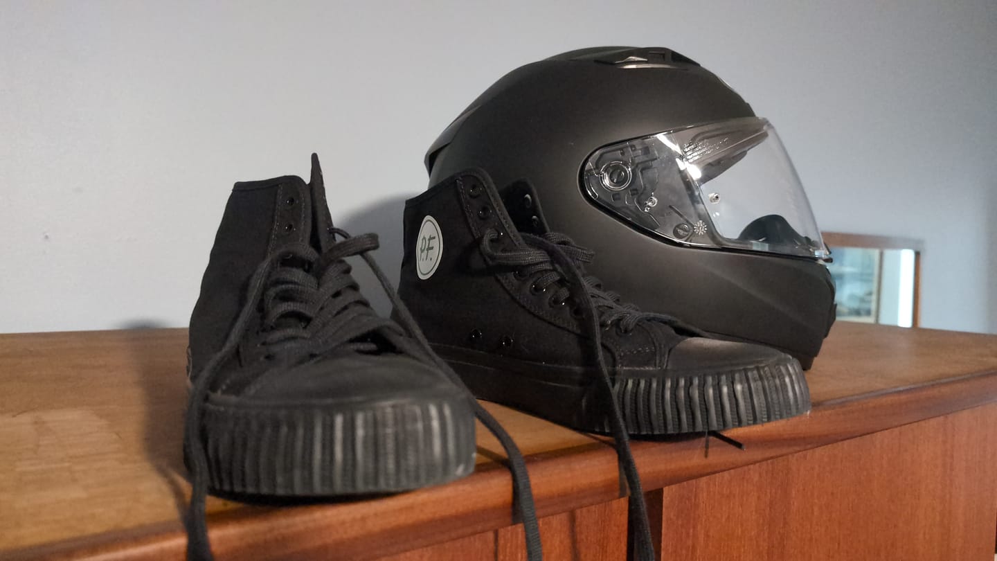 Customer photo review of 1993 Center High-Top Black