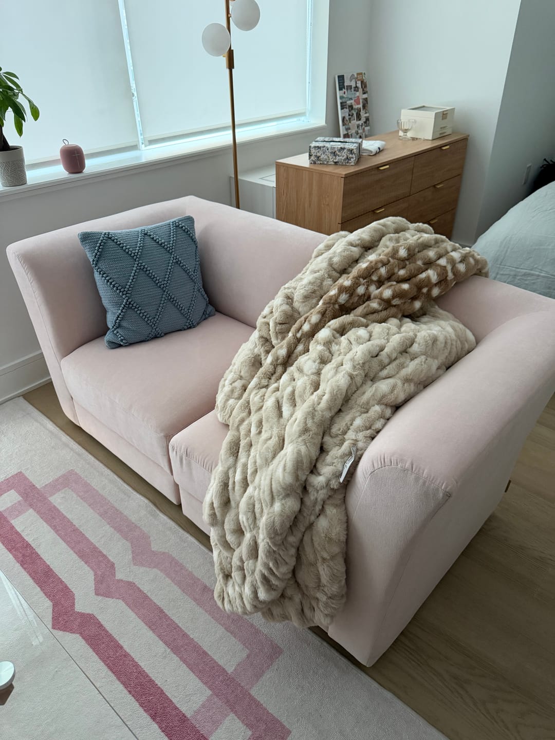 Customer photo review of Hugs Antelope Blanket