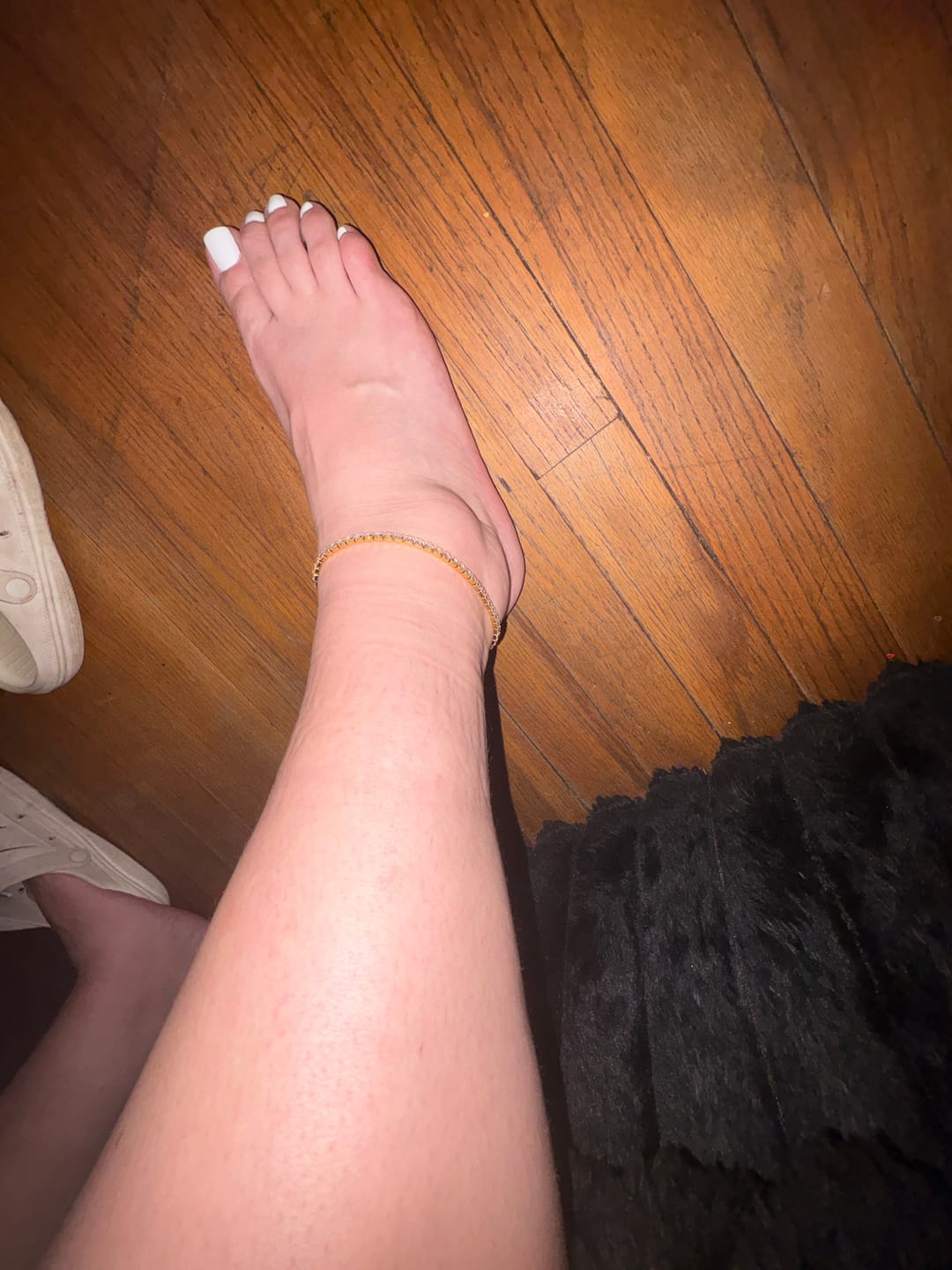 Customer photo review of Tennis Anklet - 4mm