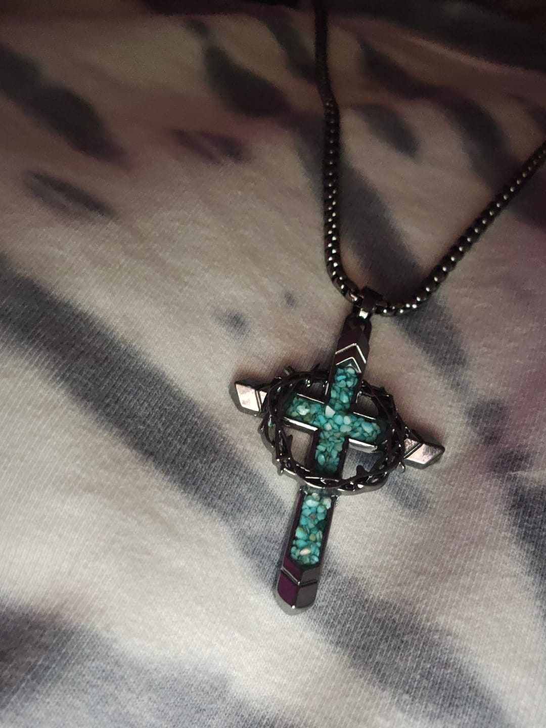 Customer photo review of FREE Today: Thorn-Wrapped Inlaid Cross Pendant Necklace: A Symbol of Christ’s Sacrificial Love
