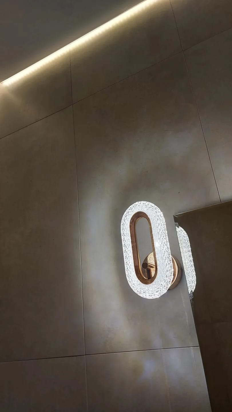 Customer photo review of Gold Wall Light, Patterned Acrylic Arc, Wall Sconce, 20–24 cm