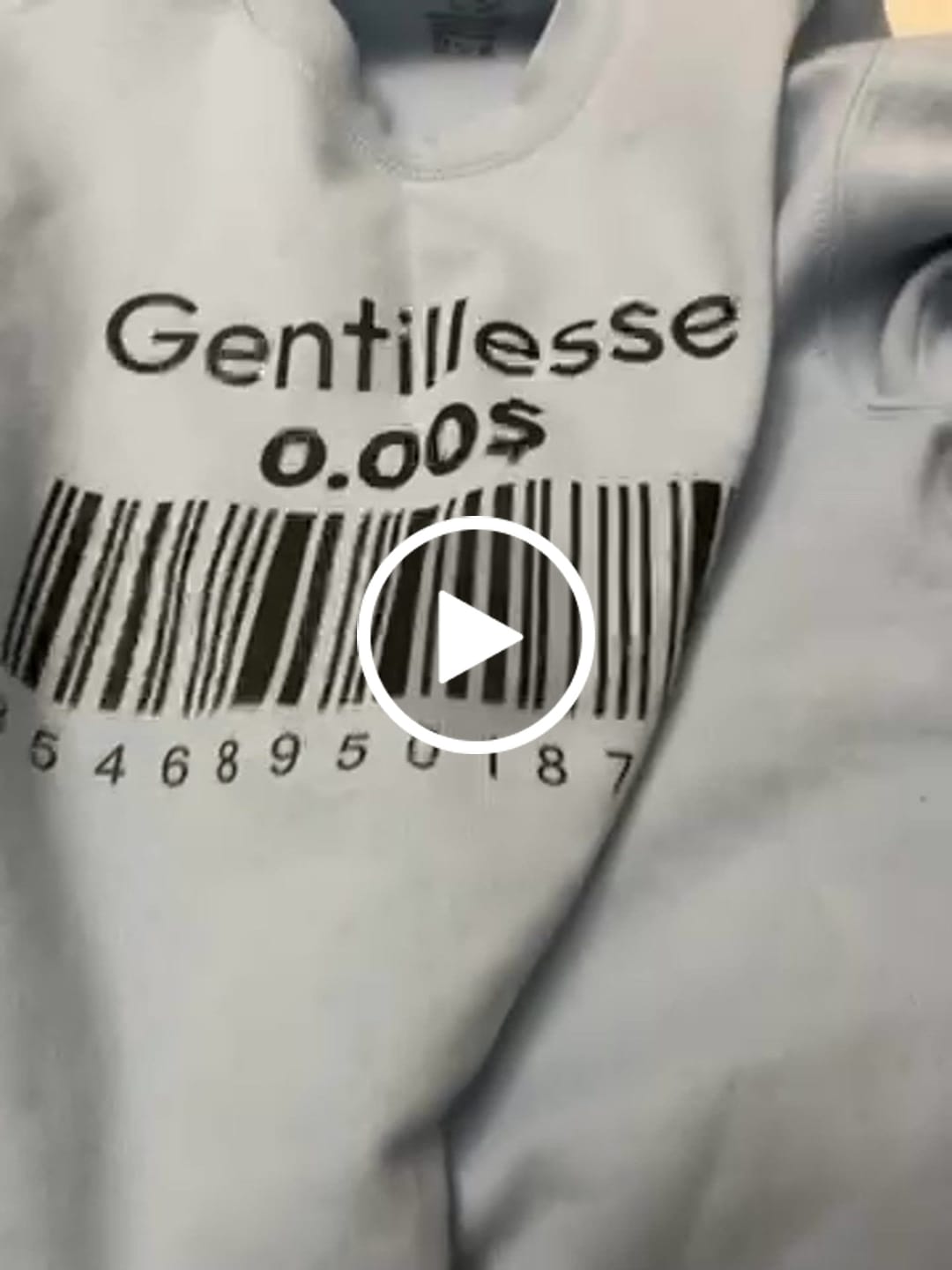 Customer video review of Sweatshirt Gentillesse