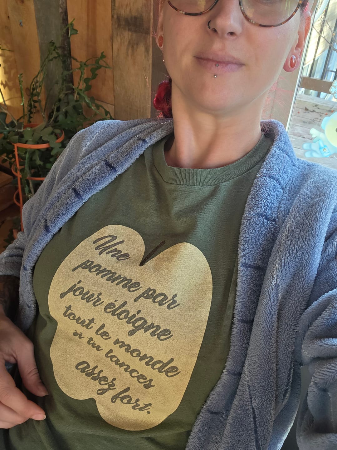 Customer photo review of T-Shirt Pomme Par Jour