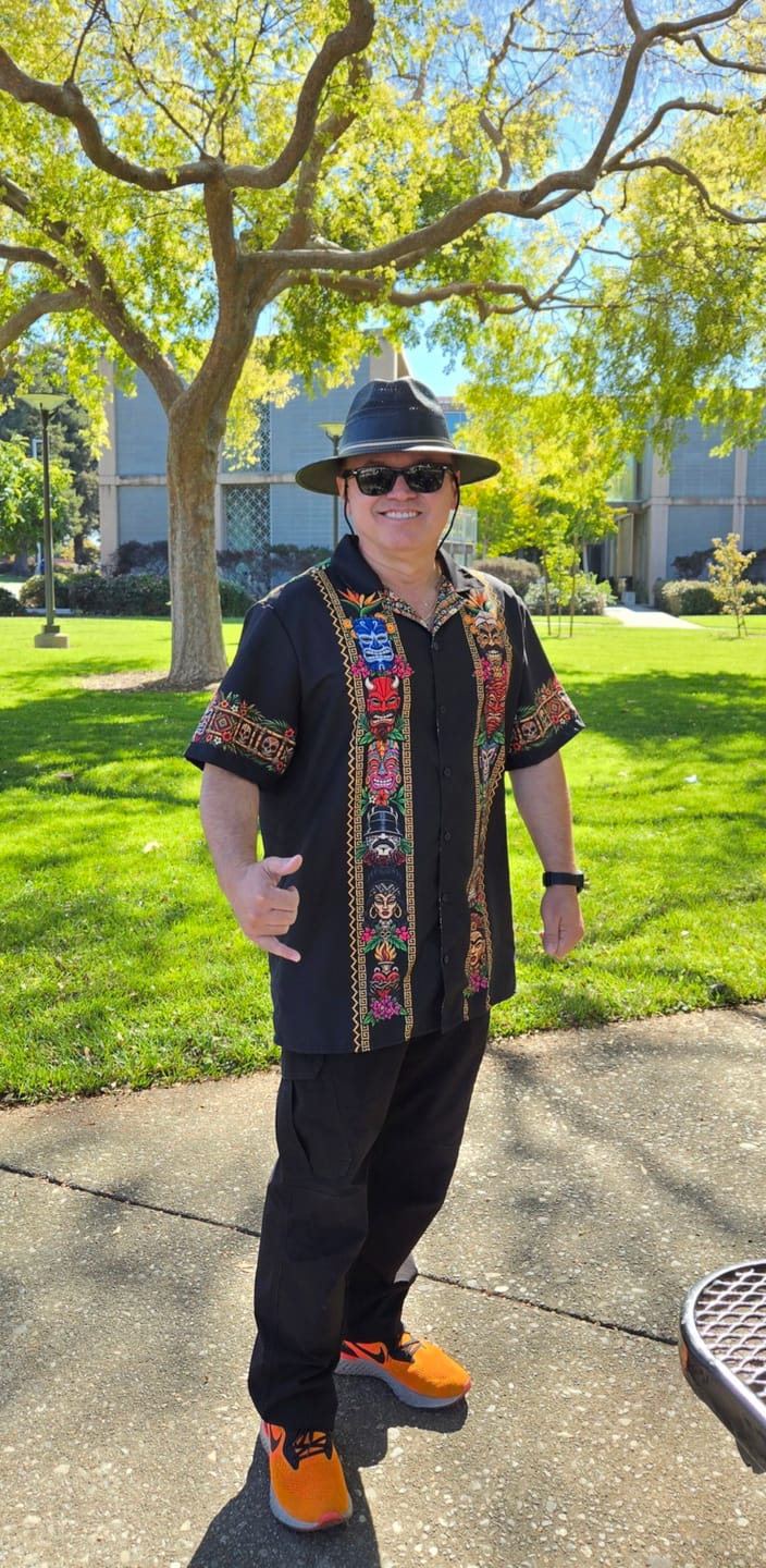 Customer photo review of Los Tikis Mexicano Button Up