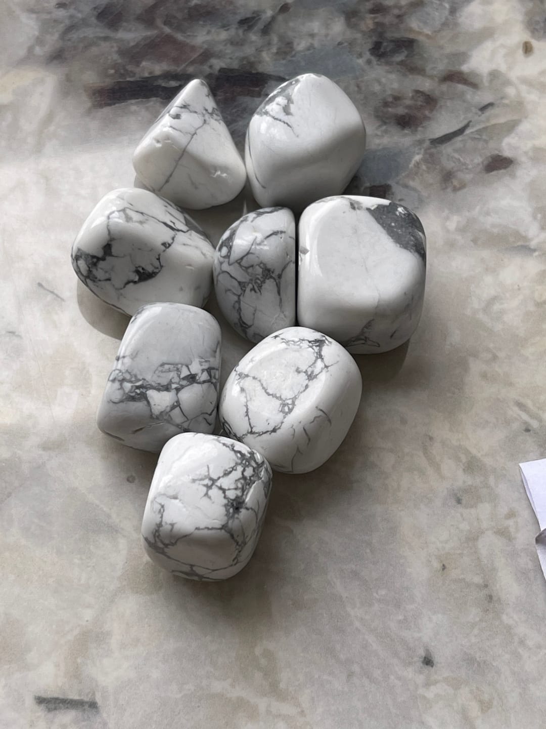 Customer photo review of Natural Howlite Tumbled Stones – Vastu Remedy for Anxiety Relief & Anger Control | Ideal for West Relationship Zones & Stress Areas | 100g / 500g / 1kg