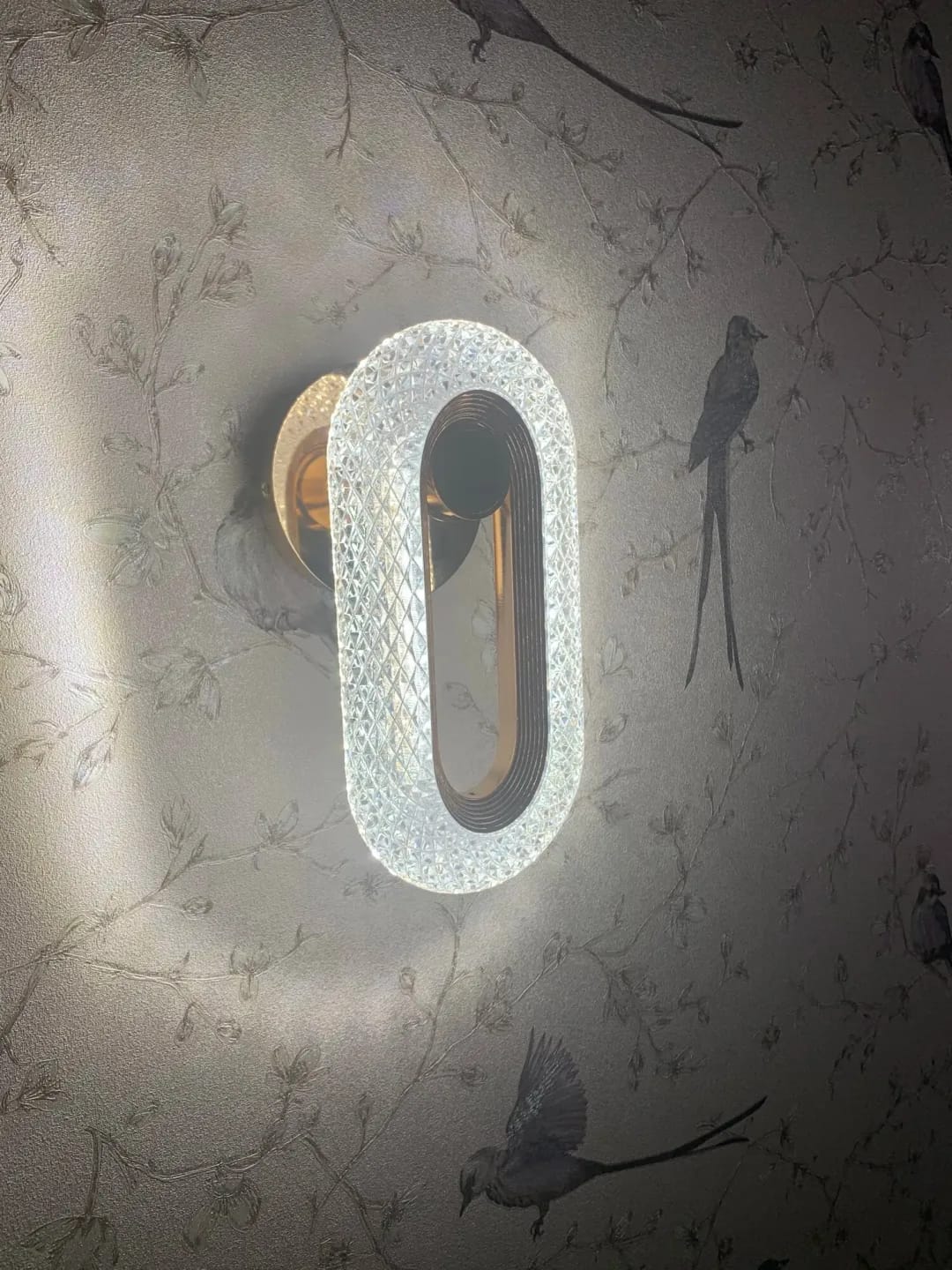 Customer photo review of Gold Wall Light, Patterned Acrylic Arc, Wall Sconce, 20–24 cm