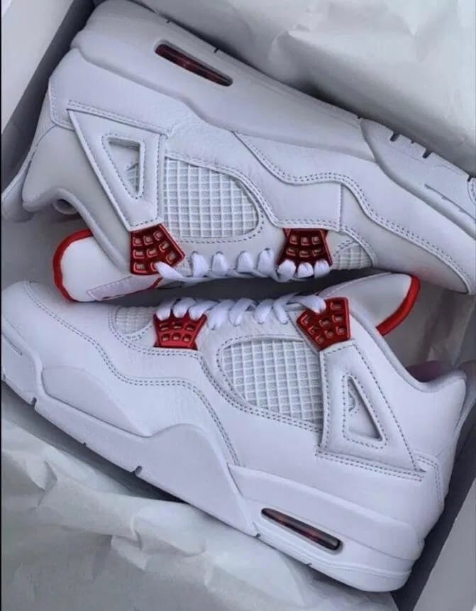Customer photo review of Air Jordan 4 Retro “Metallic Red”