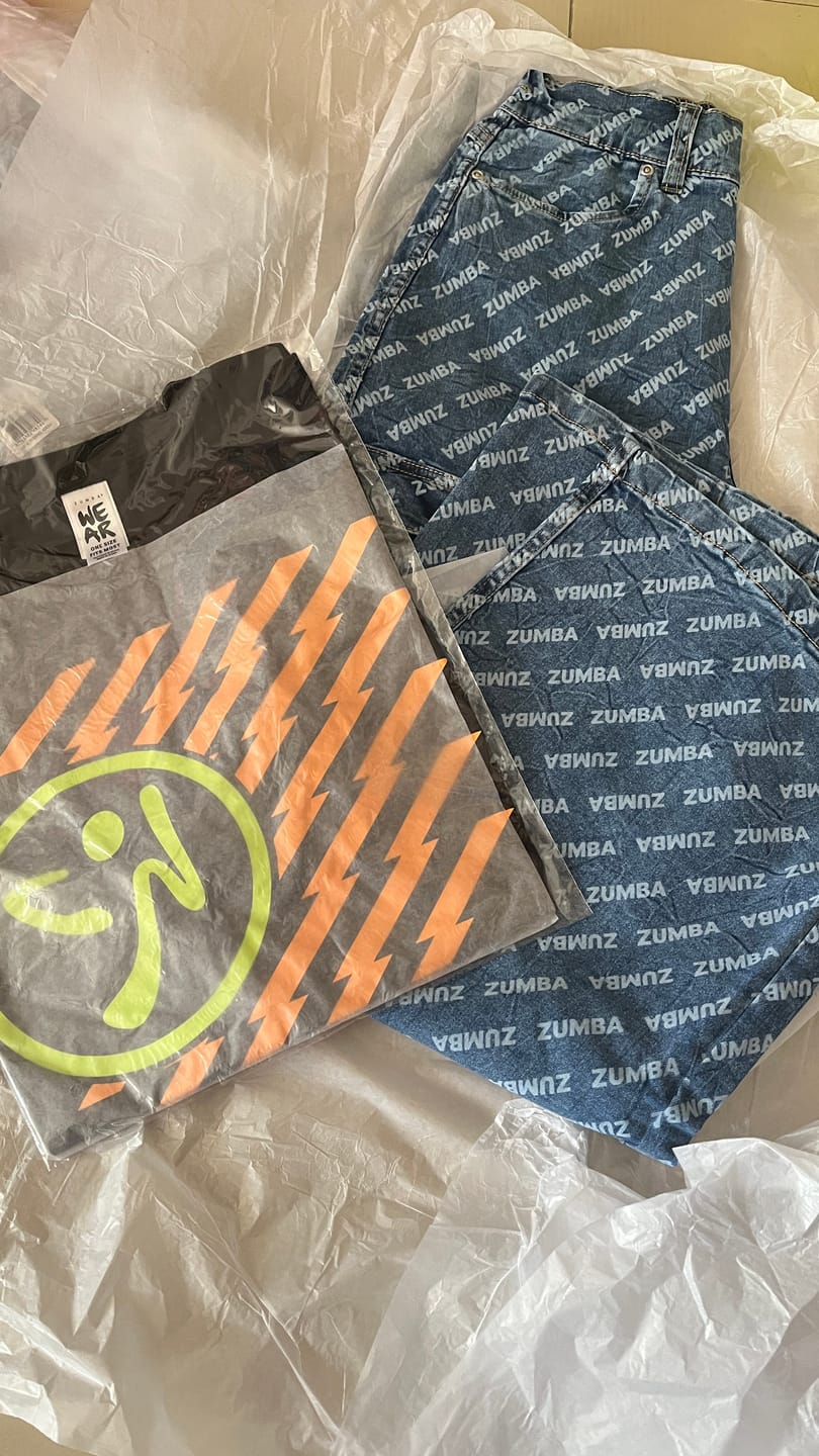 Customer photo review of Blue Jean Baggy Denim Cargo Pants