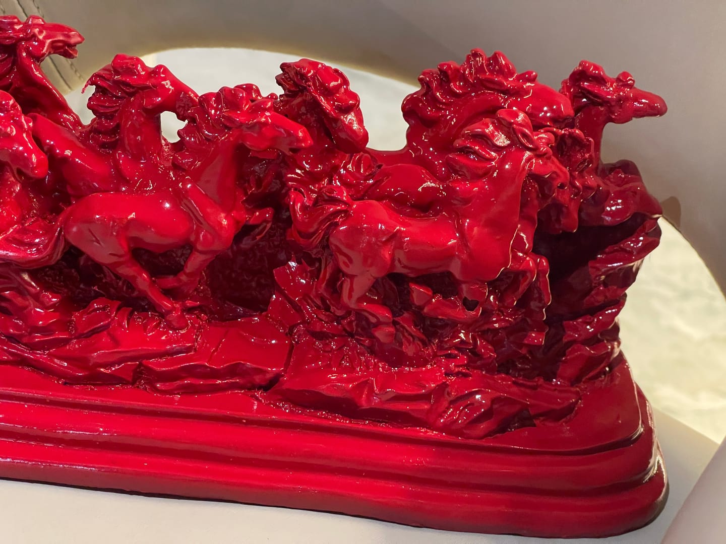 Customer photo review of Majestic Twelve Red Running Horses Resin Sculpture Vastu Remedy for Power, Rapid Progress and Business Growth for Office, Leadership Spaces and Living Room Decor | 39 x 14 cm | 1.6 kg