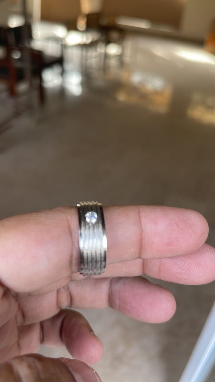 Customer photo review of The Clarity Wedding Band