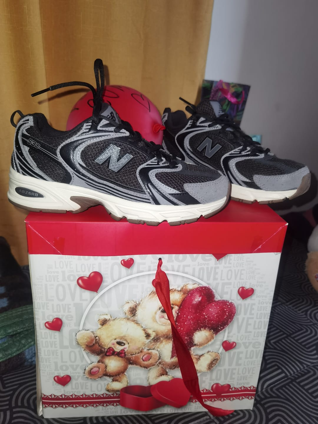 Customer photo review of Zapatilla New Balance 530 Mujer Negro