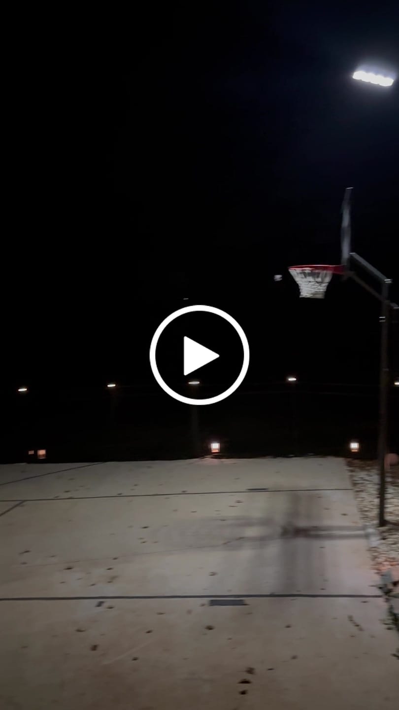Customer video review of 200W Solar Street Light with pole 16FT/20FT