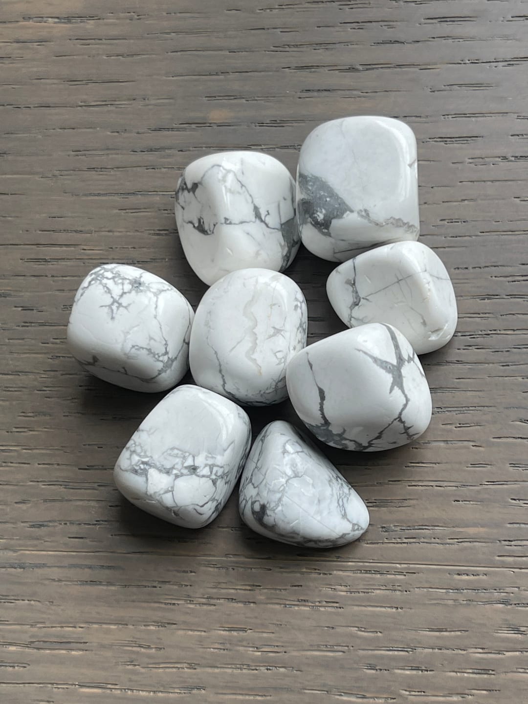Customer photo review of Natural Howlite Tumbled Stones – Vastu Remedy for Anxiety Relief & Anger Control | Ideal for West Relationship Zones & Stress Areas | 100g / 500g / 1kg