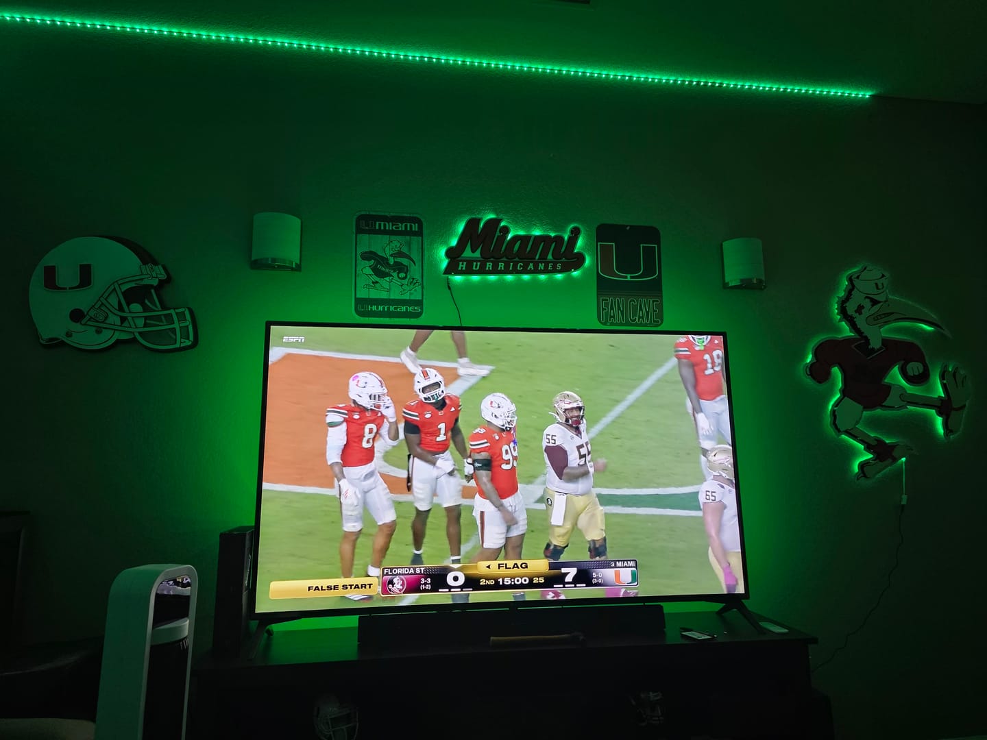 Customer photo review of Miami Hurricanes Vintage Script 3D Metal Wall Art