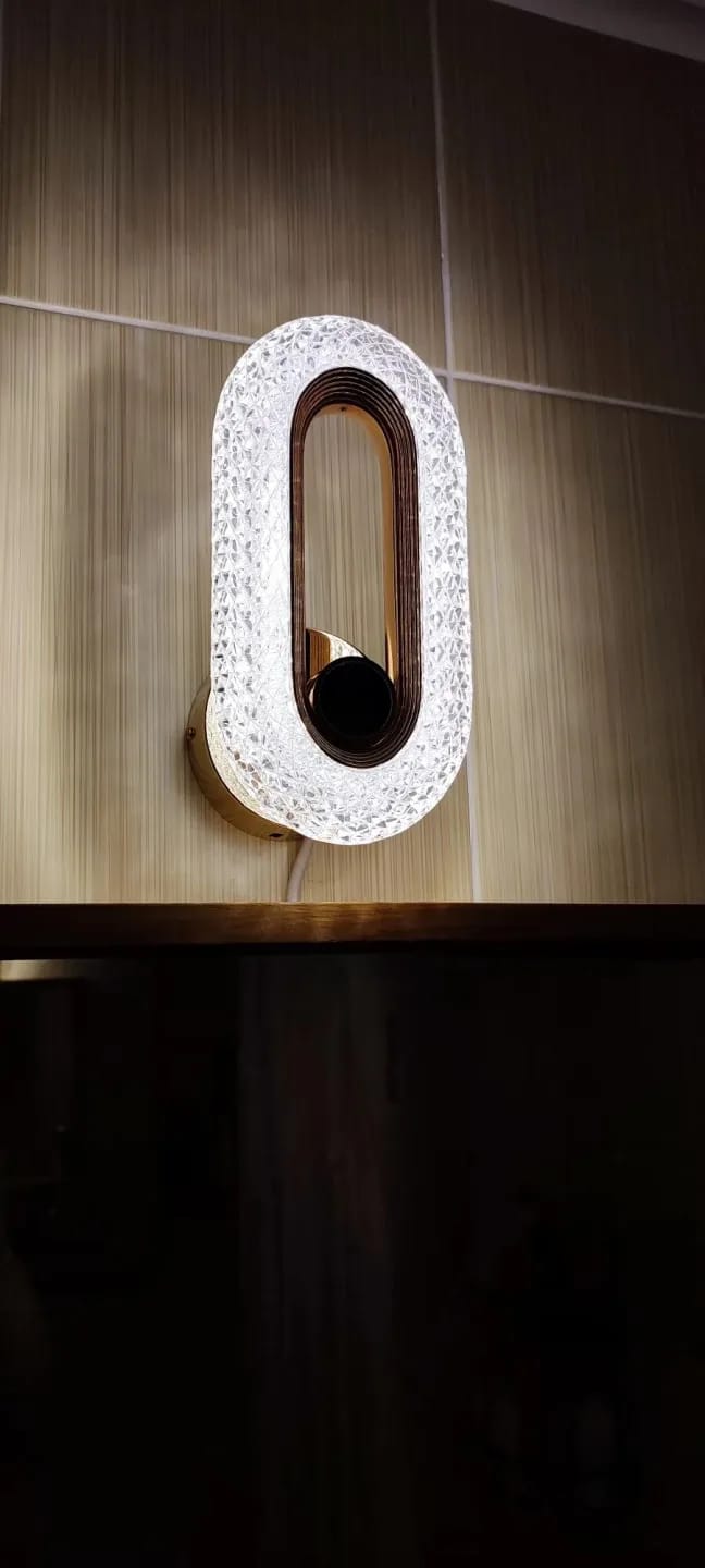 Customer photo review of Gold Wall Light, Patterned Acrylic Arc, Wall Sconce, 20–24 cm