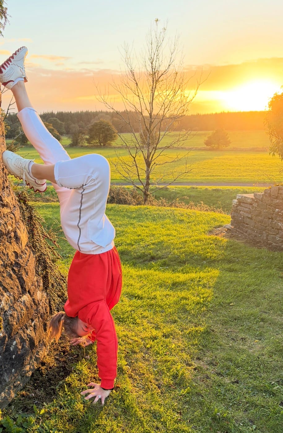 Customer photo review of Red Oversized Sweatshirt & White Jogger Set